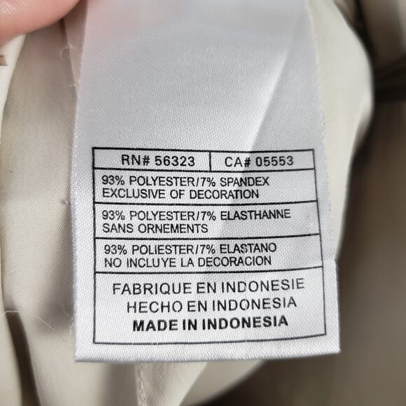 Nike Golf Women's Size 12 Fit Dry Athletic Skort Beige Cream Sporty Pickleball - Picture 8 of 10